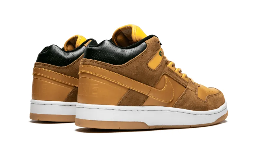 Nike Basketball Delta Force 3 4 SB Supreme 'SUPREME'